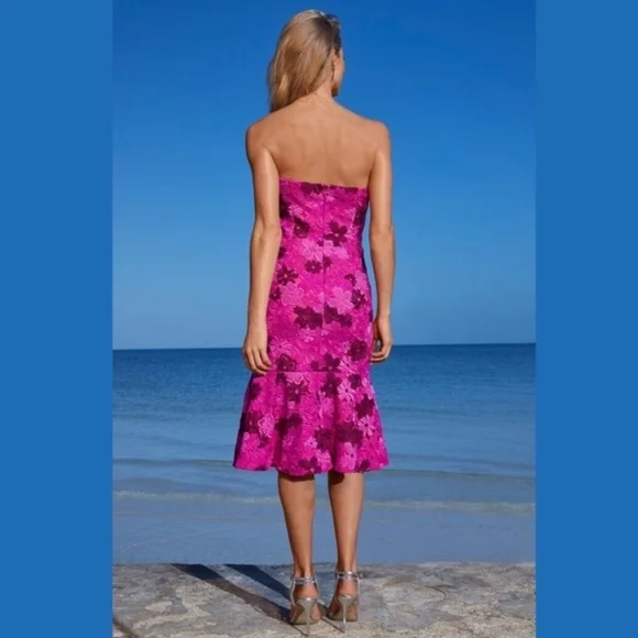 Alexia Admor Strapless Floral Lace Dress - Picture 2 of 9